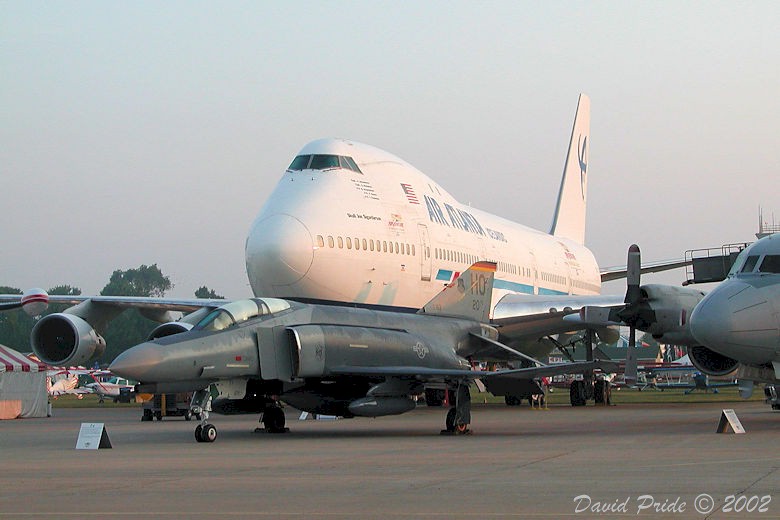 F-4F Phantom & Air Atlanta Icelandic Boeing 747-200