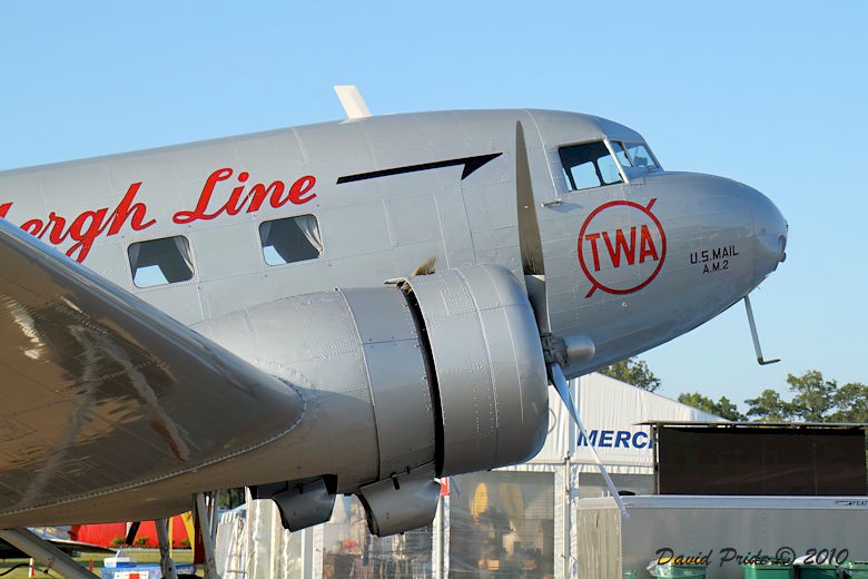 Douglas DC-2