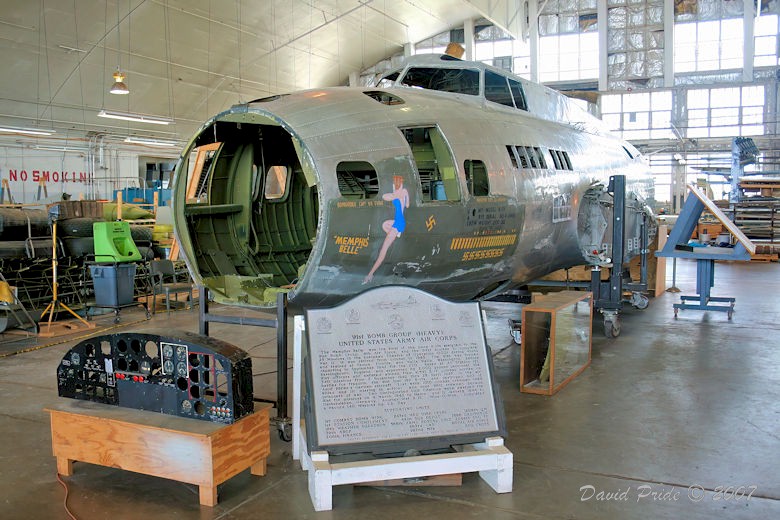 Boeing B-17F Memphis Belle