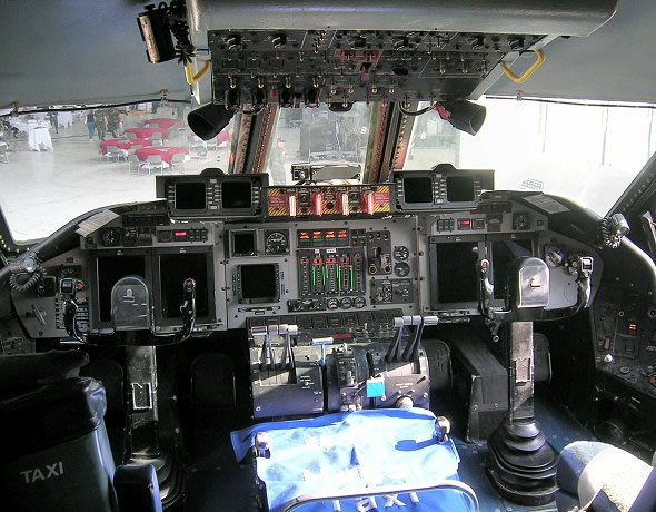 Lockheed C-141C Starlifter