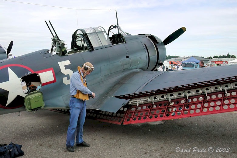 Douglas SBD-5 Dauntless