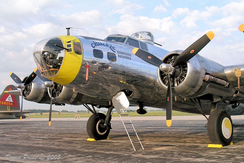 Boeing B-17G Flying Fortress Chuckie