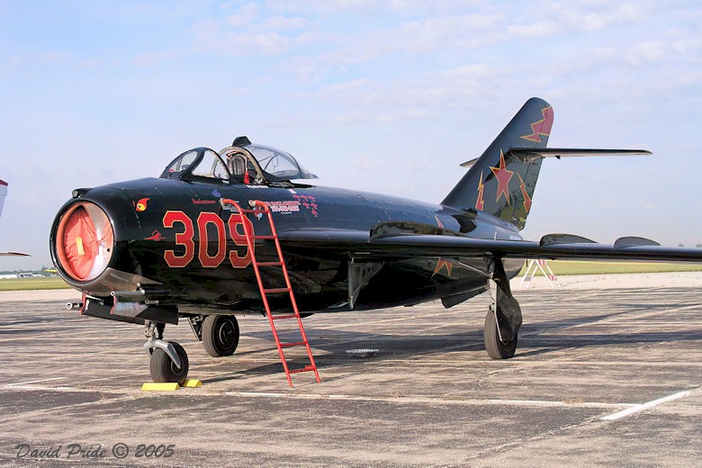 Mikoyan-Gurevich MIG-17F Fresco