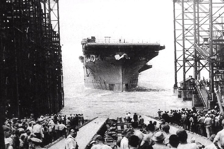 USS Hornet (CV-12)