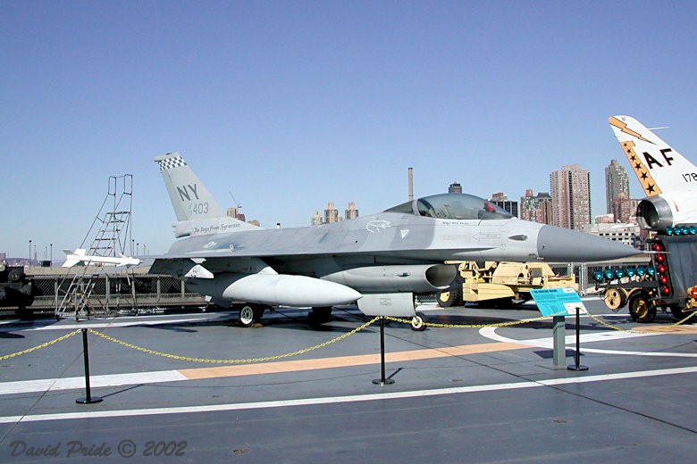 General Dynamics F-16A Fighting Falcon