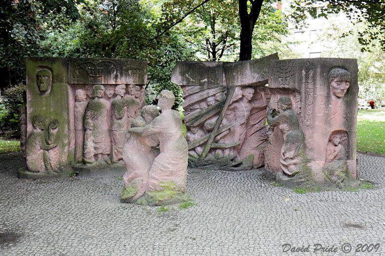 Block der Frauen Memorial