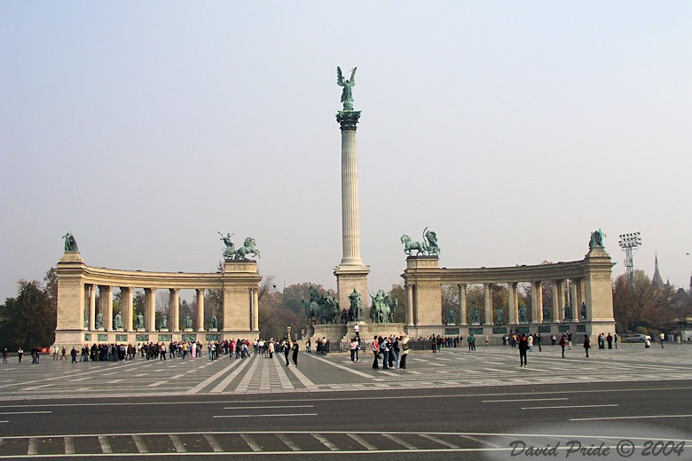 Heroes' Square
