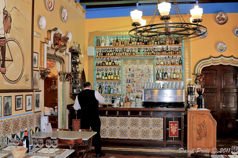 4 Cats Bar