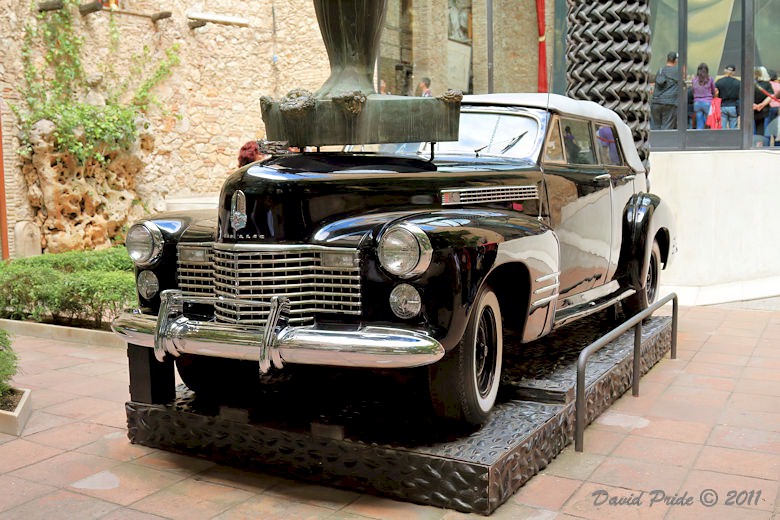 Dalí Cadillac