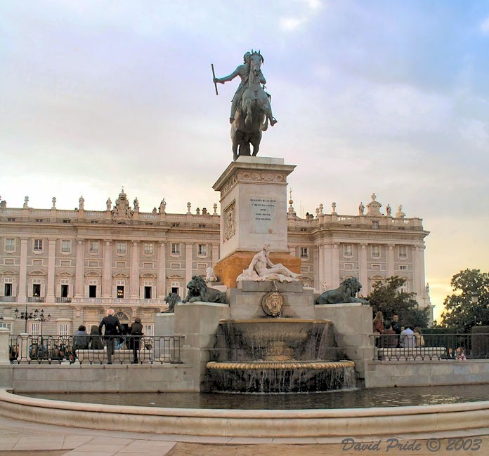 Plaza de Oriente
