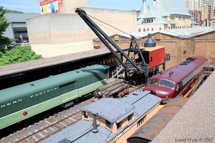 McGiffert Self-Propelling Log Loader