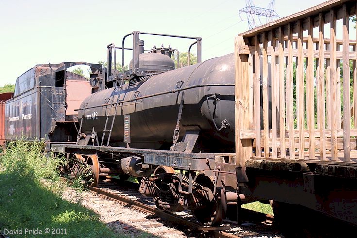 MNTX 412 Tank Car